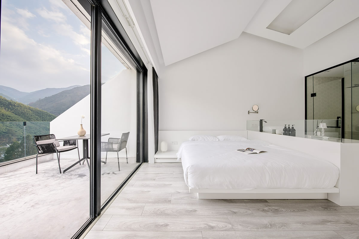 六安民宿----&ldquo;超白&rdquo;客房：現(xiàn)代風格民宿裝修設計